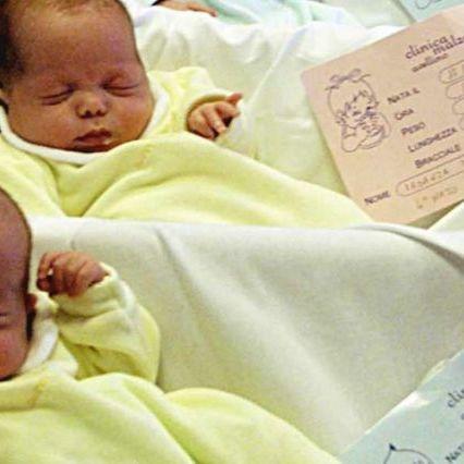 Bangladesh, a month after birth, gives birth to twins: she has two uteruses