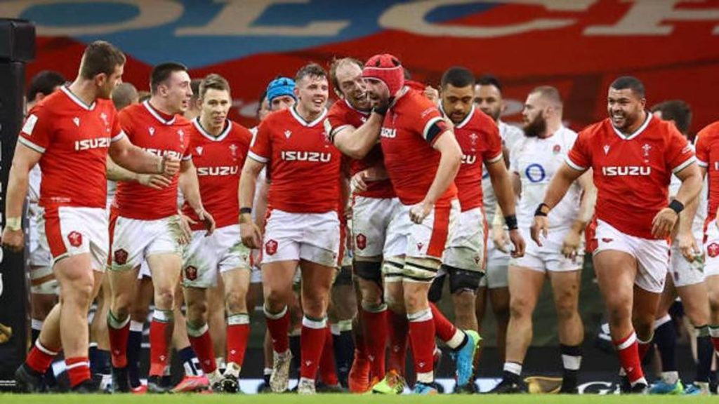 Wales, Italy's opponents prefer rugby