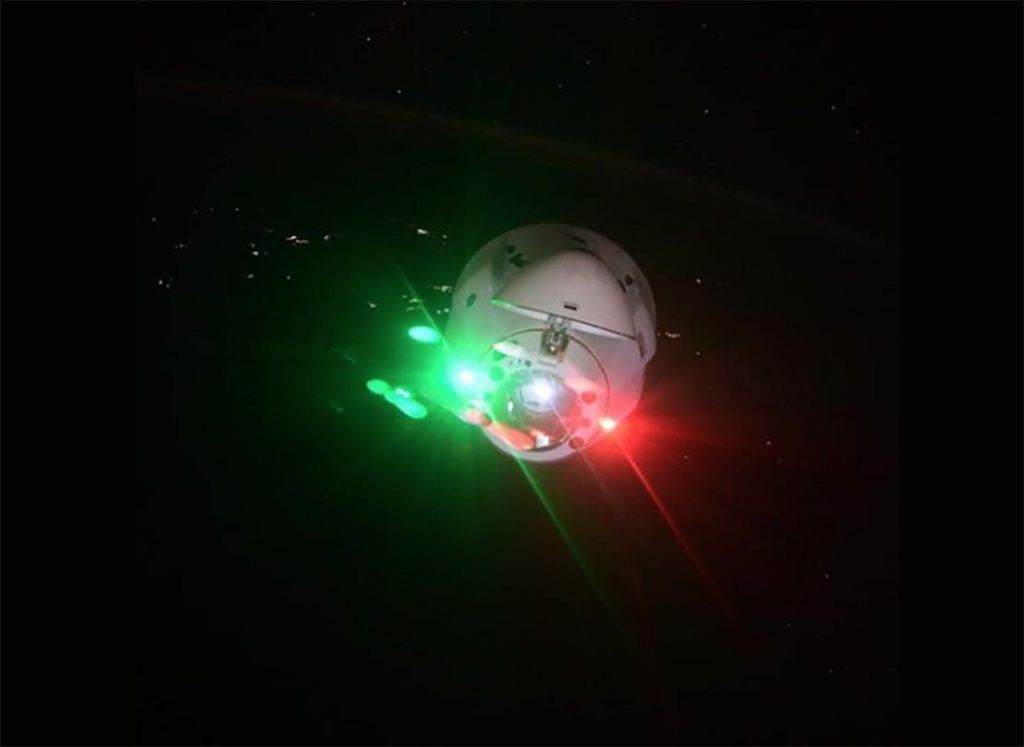 ReAdi the Italian flag shines in space thanks to Campania.  Video