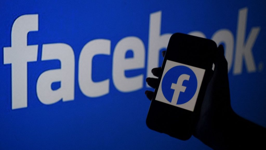 US, Facebook negotiate and pay $ 14 million fine: "discrimination at work"