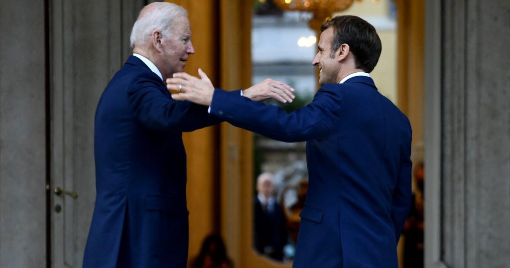 Biden extends his hand to Macron: 'We were clumsy in submarines'