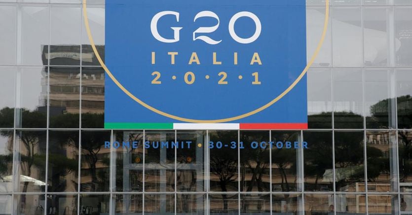 Climate chase between G20, EU, US and Russia.  Site from Rome to Glasgow
