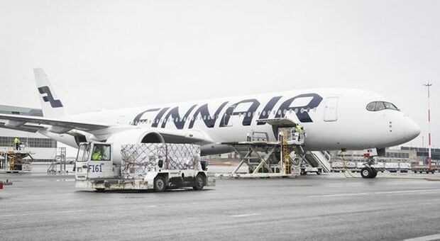 Finner reopens flights to the US and Asia