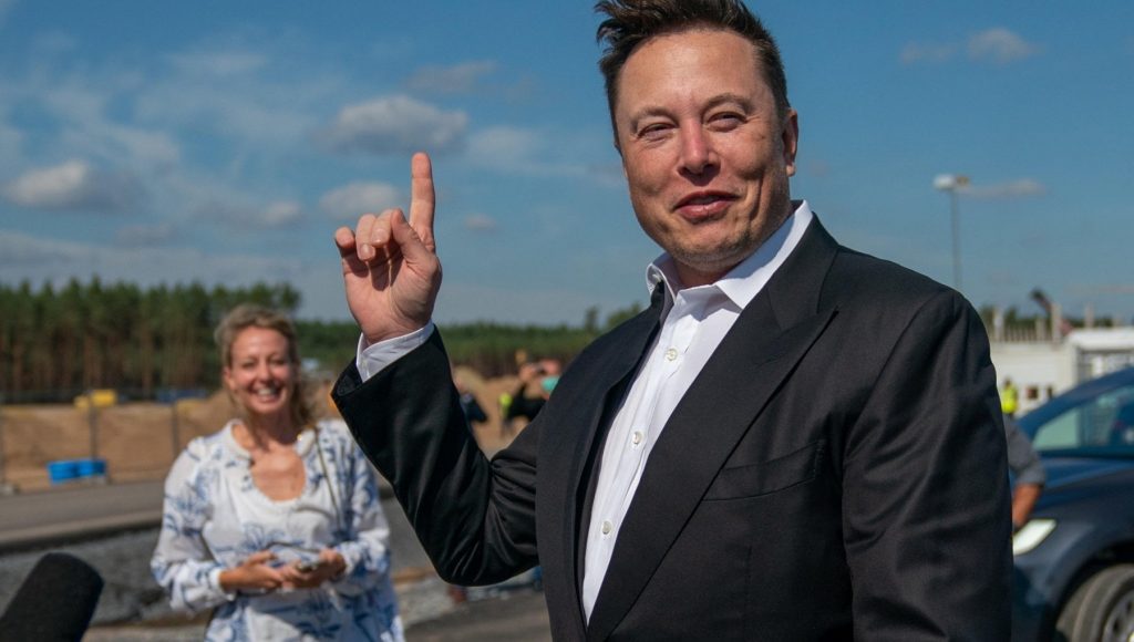 Taxes, Musk launches Twitter poll: "Shall I sell 10% of Tesla?"