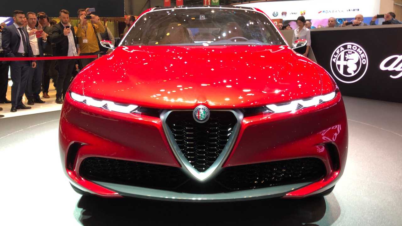 Alfa Romeo Tonale Live Photos