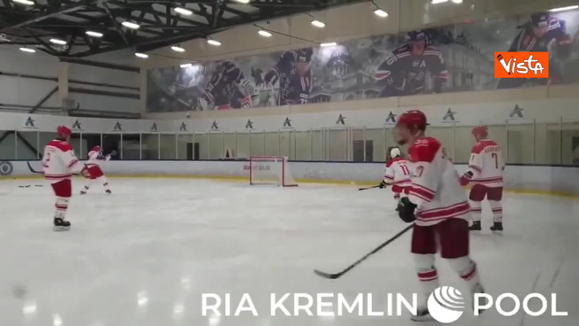 Putin and Lukashenko play hockey: as if you've never seen them on the ice rink