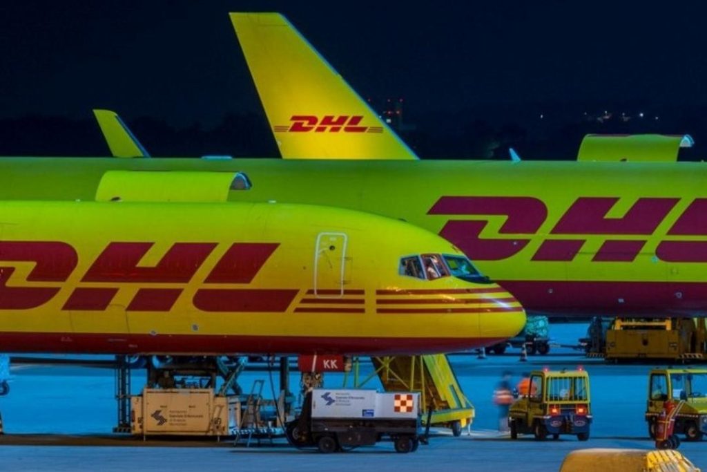 DHL arrives in D'Annunzio, workers are chained to Orio al Serio