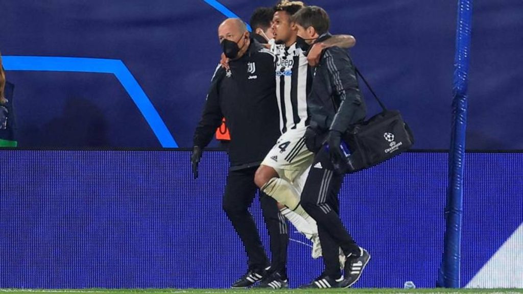 Juventus and McKinney injury: fracture of the left foot, for two months