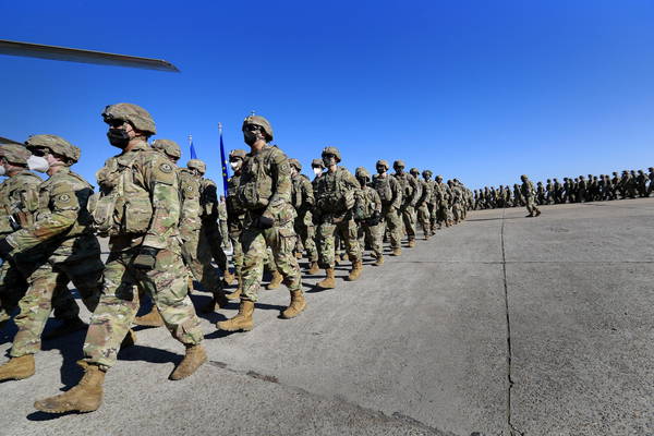 Ukraine: US troops arrive on Polish border - Other News - New Europe