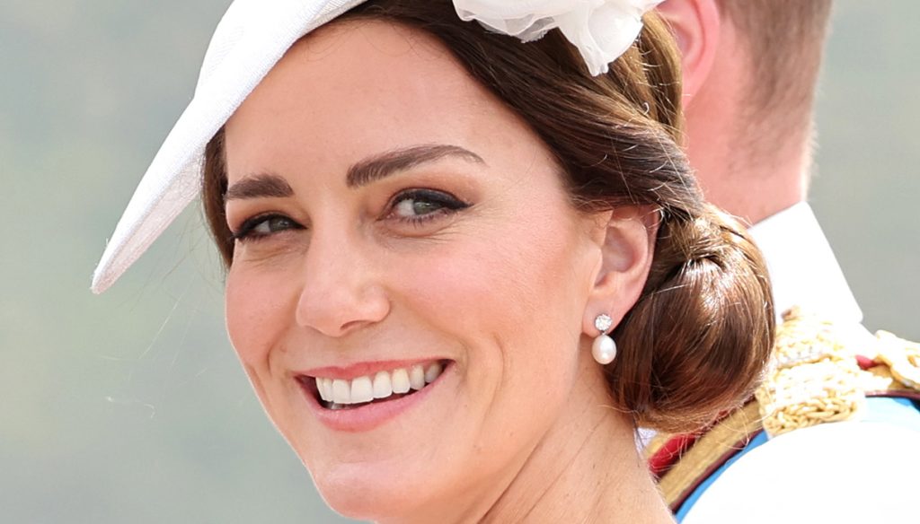 Kate Middleton is gorgeous in a lace dress but in the Bahamas everything changes