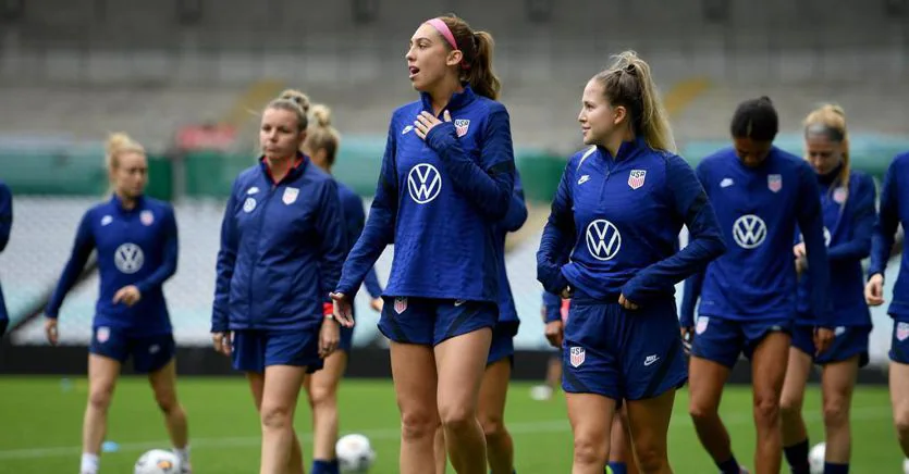 In football, wage equality between men and women of the American national team is induced