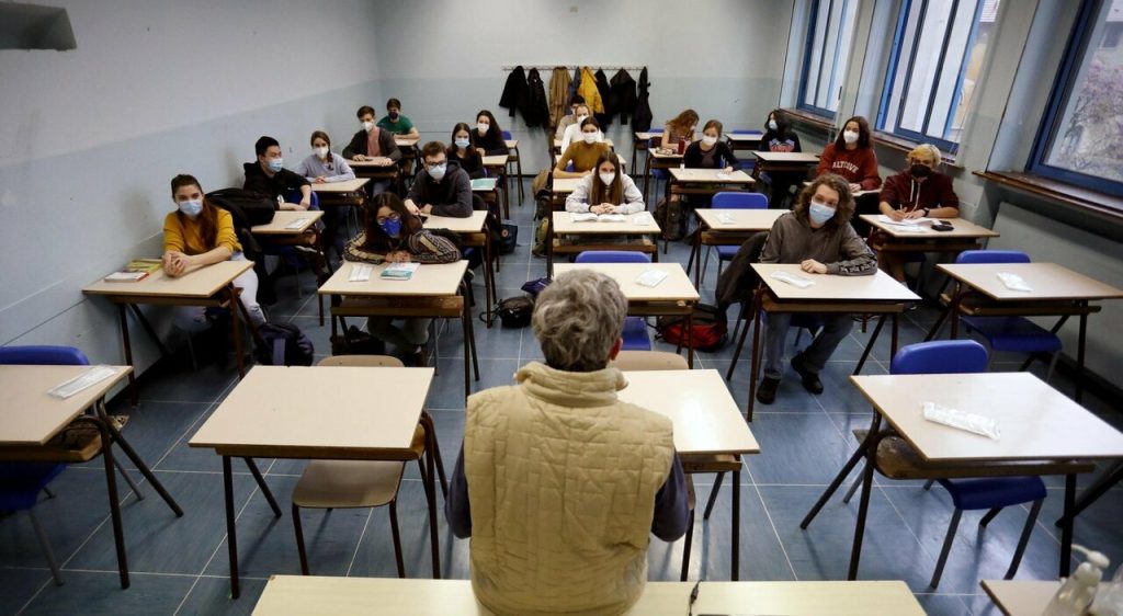 School, 4 thousand professors Vox did not return to Lazio.  Principals angry: "a joke"