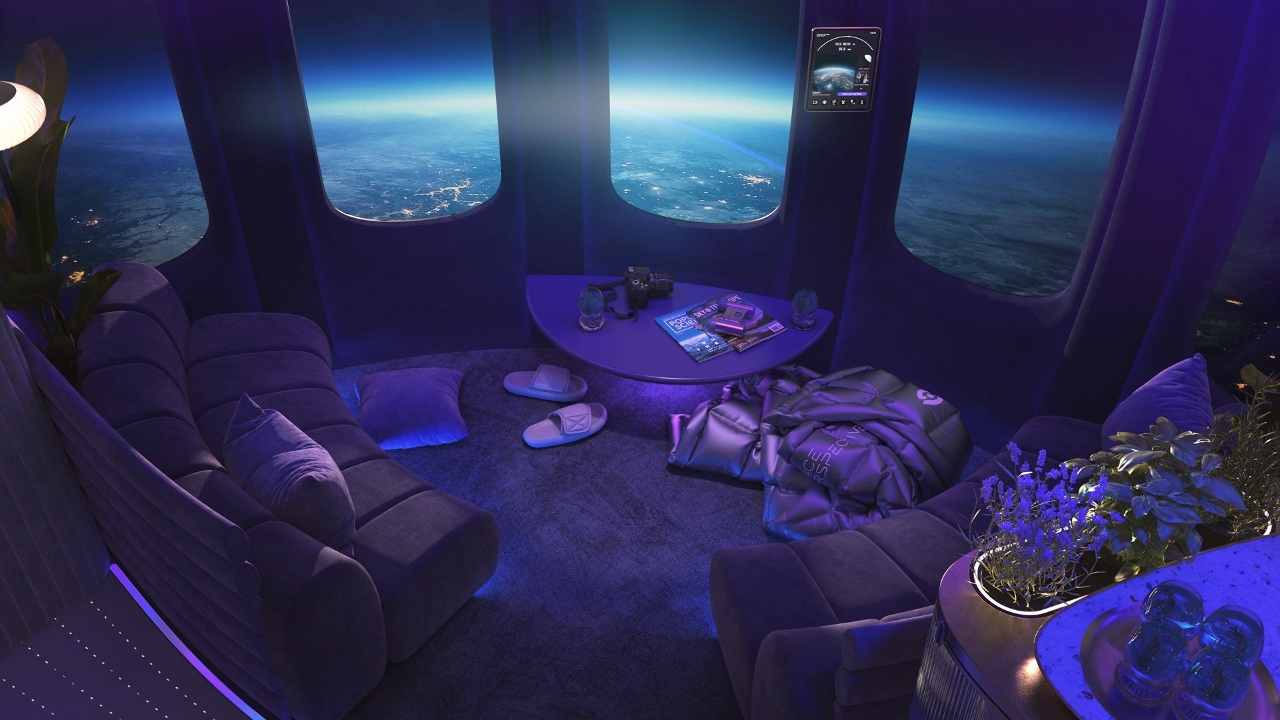 Neptune spaceship lounge 20220413 cmag