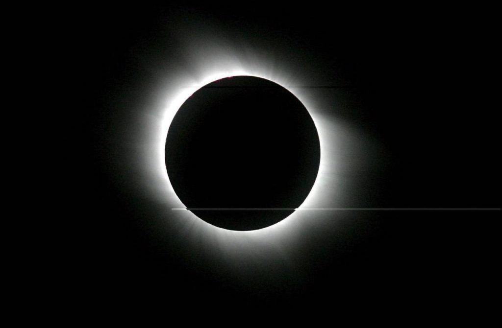 Solar eclipse in April, as it can be seen: Bad news for Italians