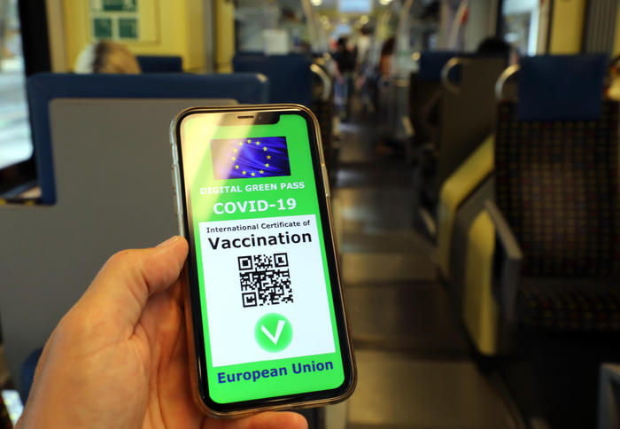 Everything is free, the government has decided: the green pass will be discontinued from May 1