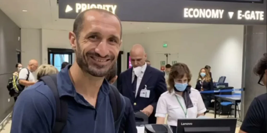 Chiellini, the adventure begins in Los Angeles: Departure from Fiumicino
