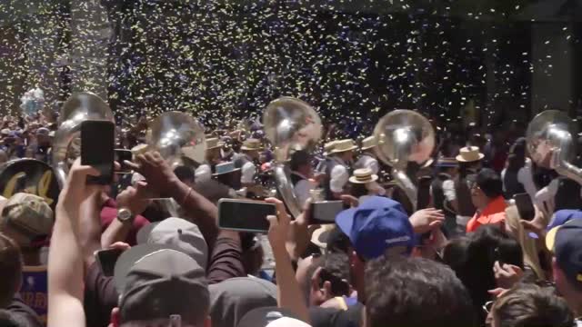 The NBA, the party of the great warriors