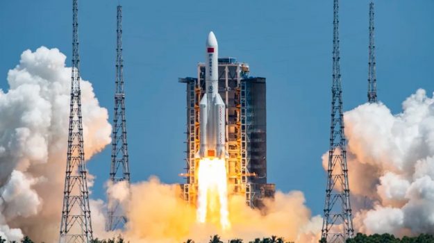 Chinese Rocket in Autumn: Sicily Among Possible Destinations.  And NASA stick Beijing