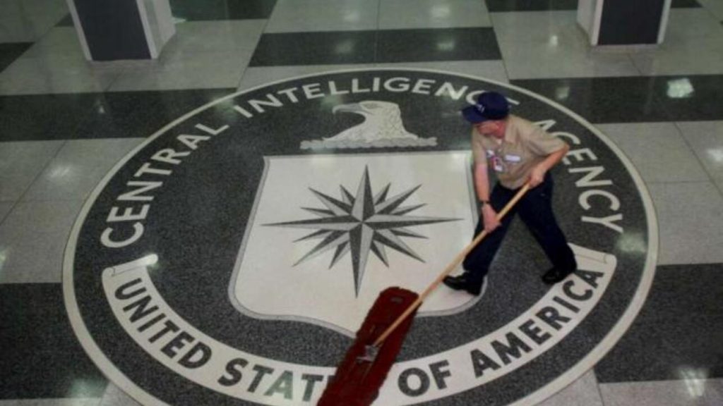 Convicted Ex-CIA Computer Scientist: Passed Secret Files to WikiLeaks