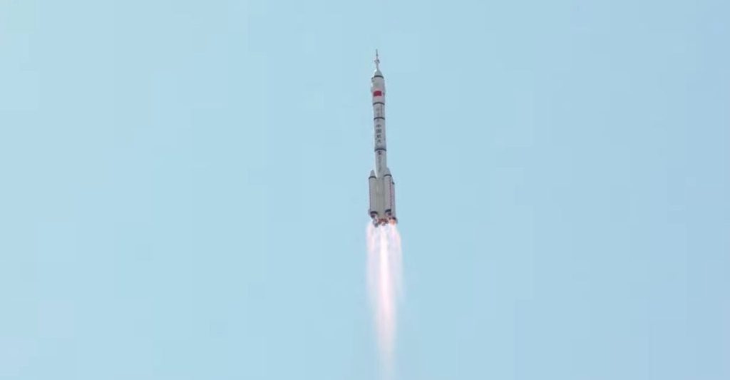 China has launched a mysterious 'reusable' spacecraft into space