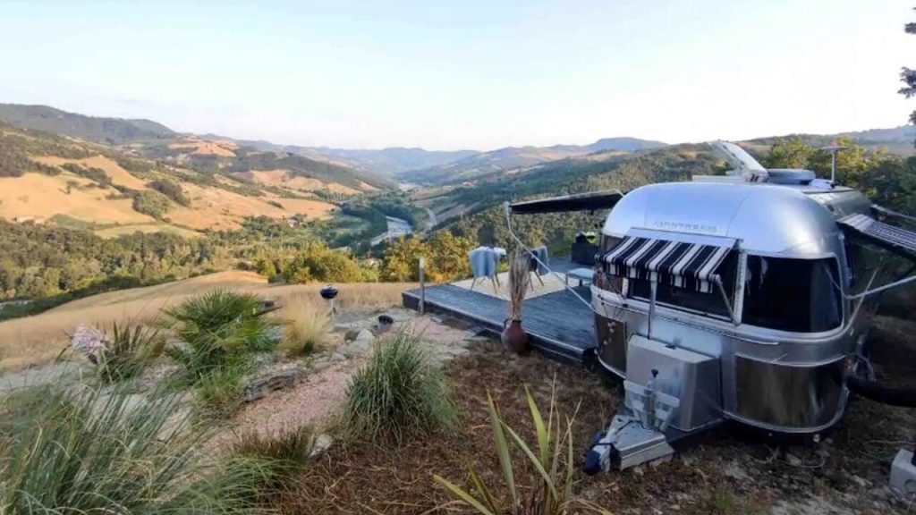 In Marano sul Panaro, it is possible to stay in an Airstream surrounded by nature