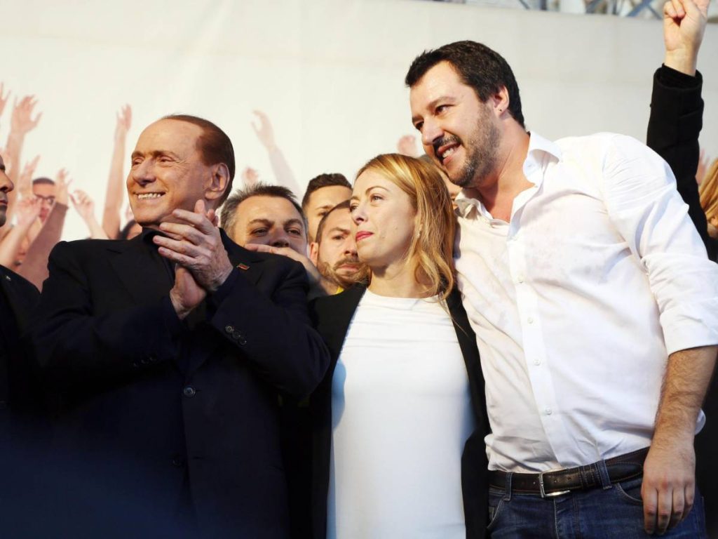Center-right takes the Piazza del Popolo: Leaders together on stage on September 22