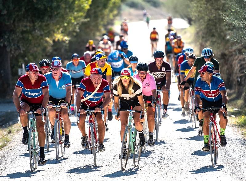 L'Eroica, in its 25th edition, boom for foreigners, nearly 40% of 9,000 subscribers