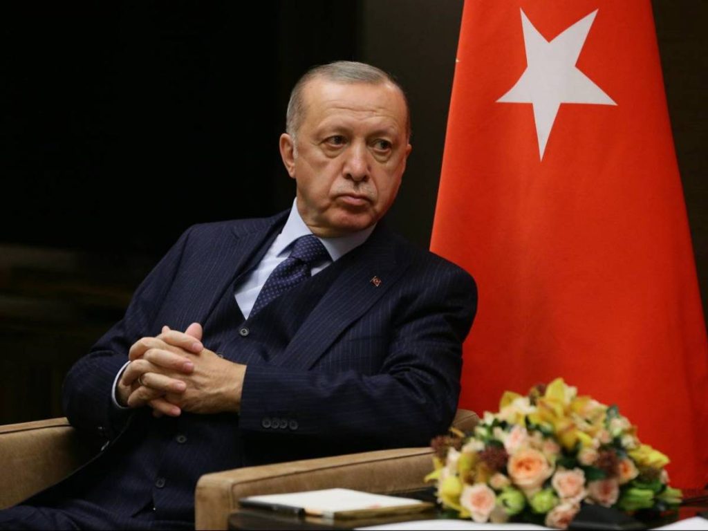 "The referendum on the veil in the constitution": Erdogan's "Islamic" move