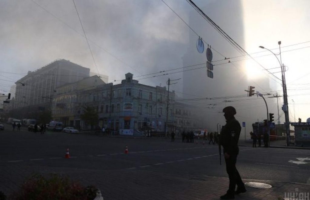 Violent attack on Kyiv and power outages in the Ukrainian capital: "Several areas without water".