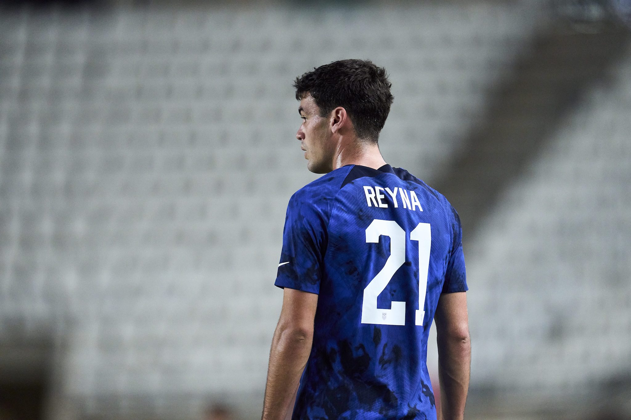 Gio Raina, star of the US national team in Qatar, is the youngest of the 32 present